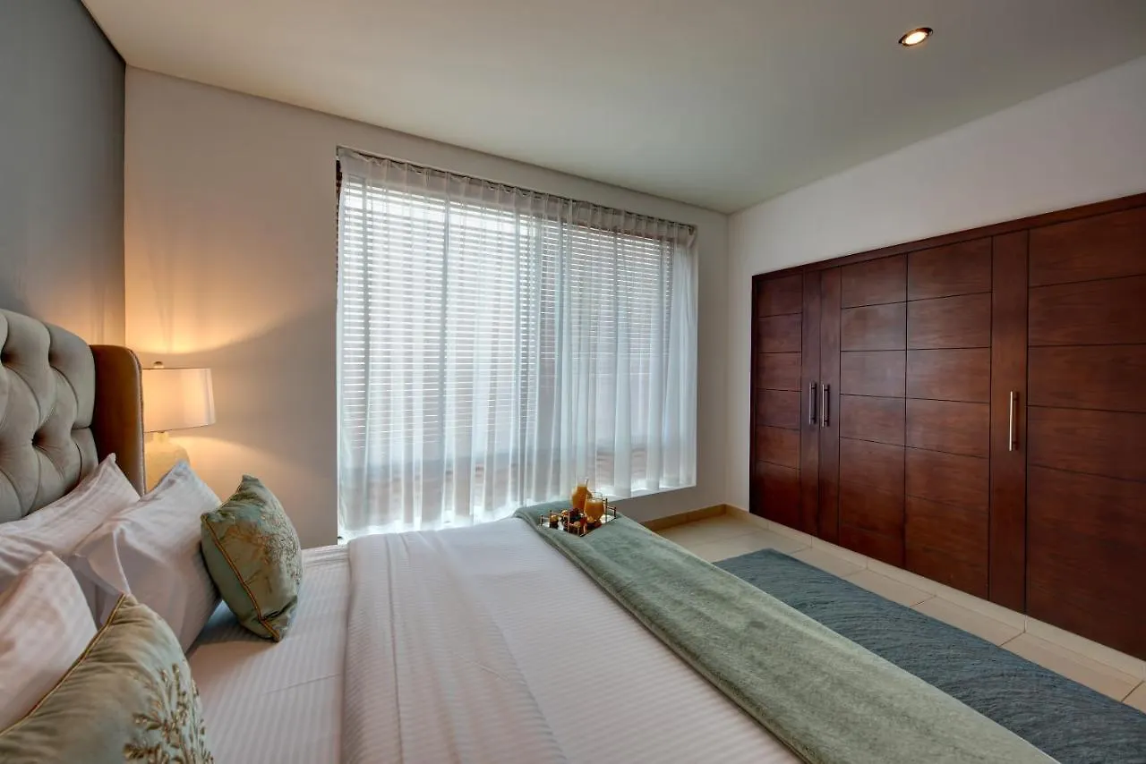 Durrani Homes - Iconic Burj Views Living Dubai 0*,