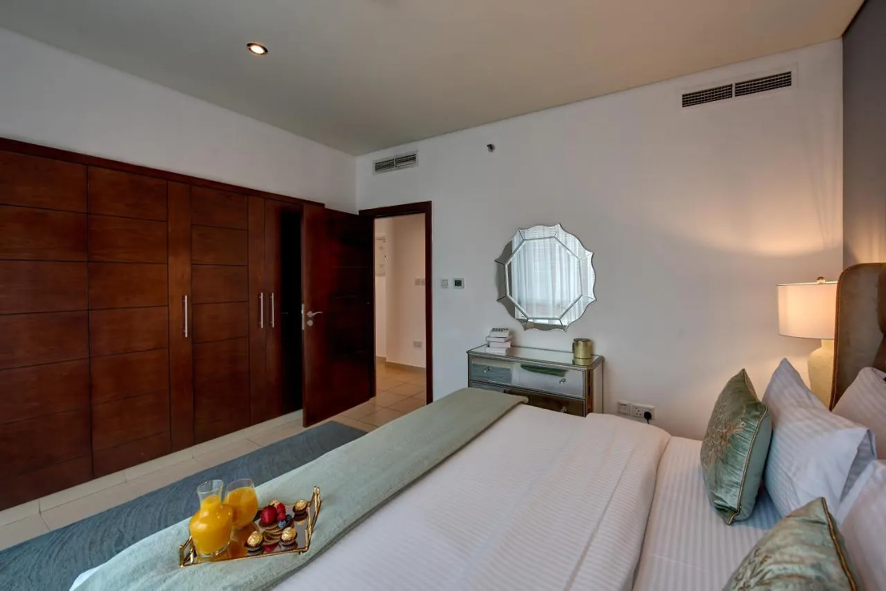 Durrani Homes - Iconic Burj Views Living Dubai Holiday home